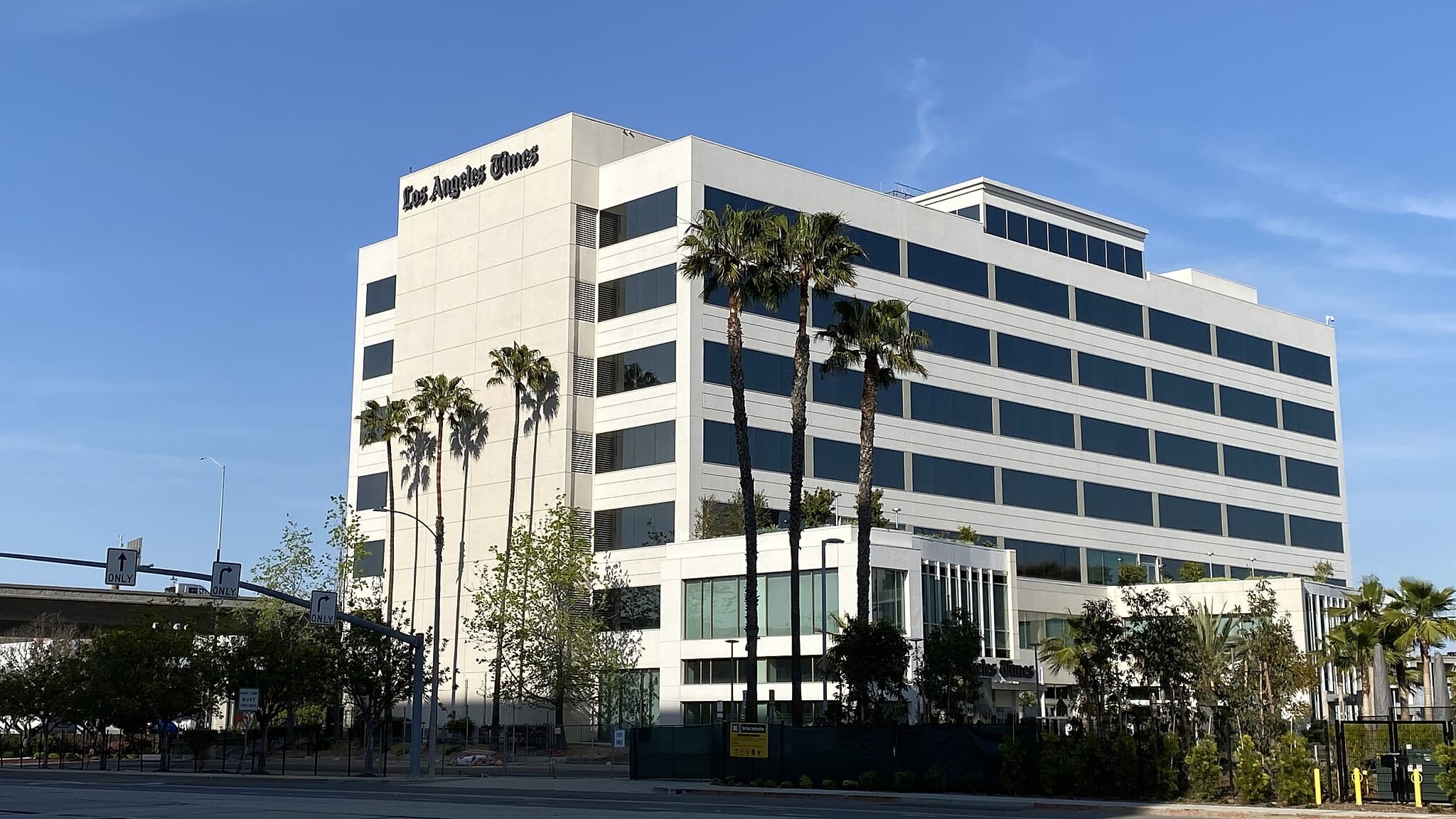 The LA Times struggles to explain mass layoffs