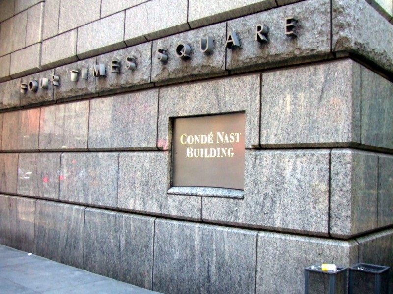 A placard that reads Condé Nast Building on the Condé Nast office in New York.